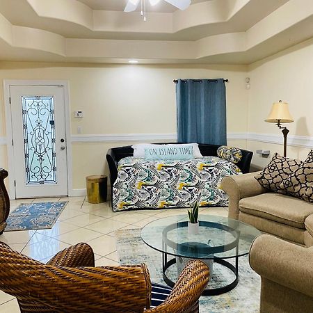 Brownsville Comfort 2 Bedroom 1 Bath , Spacious Kitchen And Outdoor Home Экстерьер фото